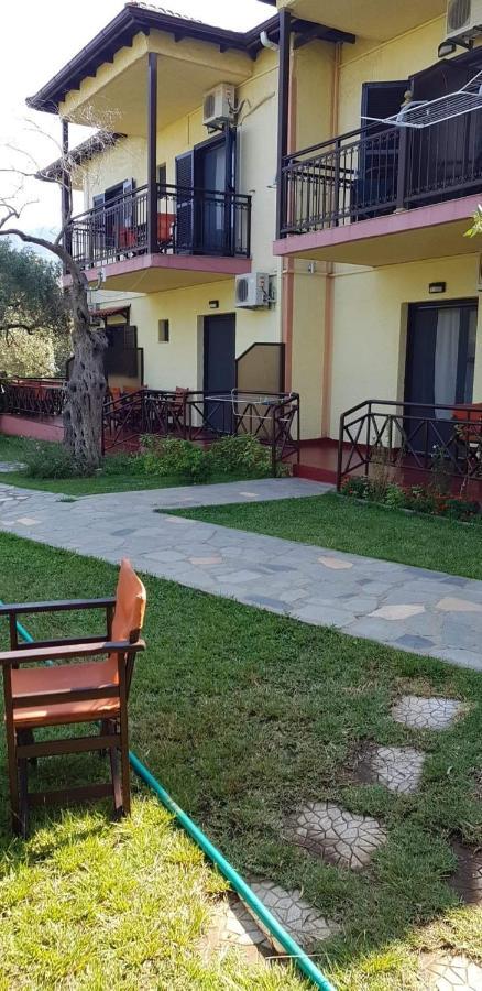 Hotel Maria Chrysi Ammoudia Bagian luar foto