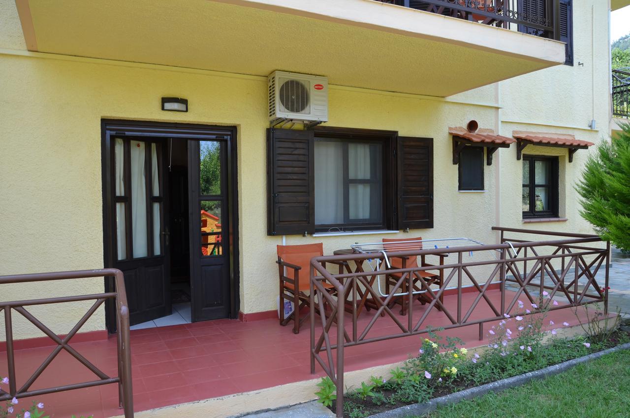 Hotel Maria Chrysi Ammoudia Bagian luar foto