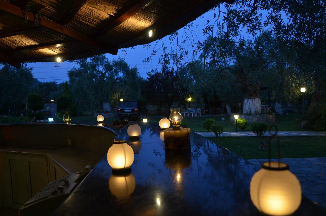 Hotel Maria Chrysi Ammoudia Bagian luar foto