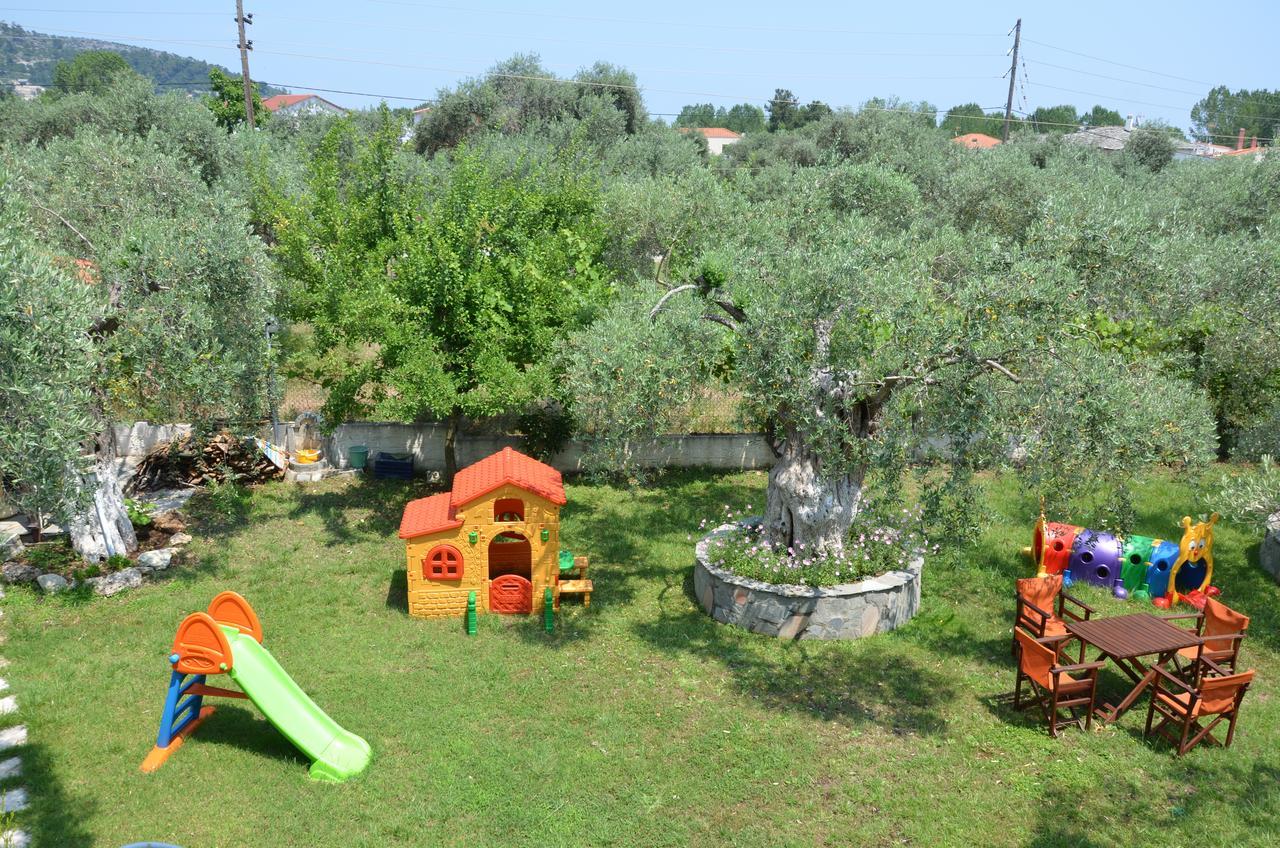 Hotel Maria Chrysi Ammoudia Bagian luar foto